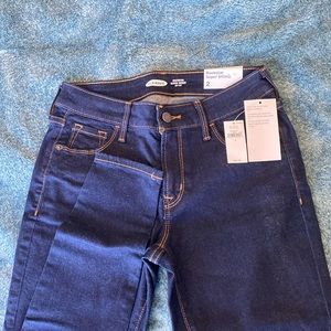 Old Navy NWT Rockstar Super Skinny jeans